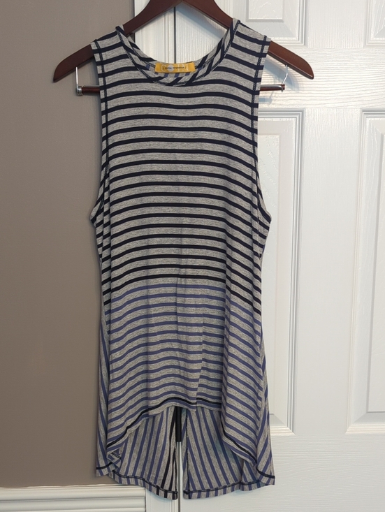 cotton innovation Tops - Sleeveless Tunic Tank Top - Navy, Blue & Gray Stripes Back Buttons Open Low Back